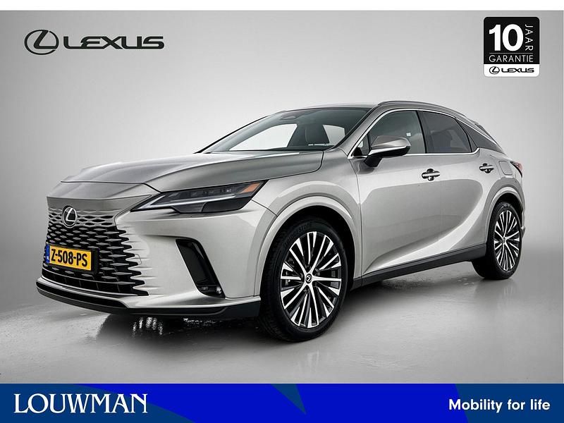 Grijs Gebruikt 2024 Lexus RX450h+ Luxury Line SUV | € 68.450 (Eerlijke prijs) - Afbeelding 1/3