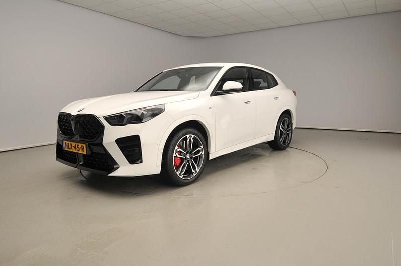 Wit Gebruikt 2025 BMW X2 M Sport SUV | € 51.900 (Super prijs) - Afbeelding 1/4