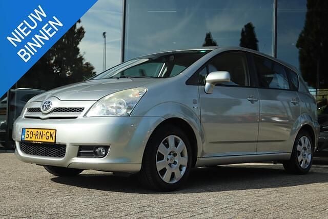 Grijs Gebruikt 2005 Toyota Verso Sol MPV | € 4.900 (Eerlijke prijs) - Afbeelding 1/4