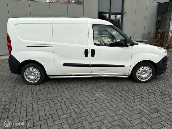 Occasion Opel Combo 88 PK (64 kW) 2013 Wit Sedan