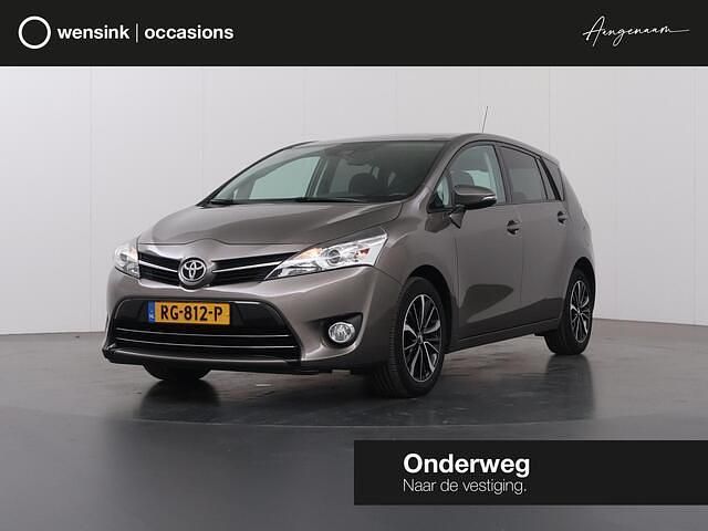 Grijs Occasion 2017 Toyota Verso Skyview Edition MPV | € 18.935 (Eerlijke prijs) - Afbeelding 1/4