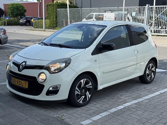 Geel Gebruikt 2012 Renault Twingo Dynamique Hatchback | € 2.400 (Eerlijke prijs) - Afbeelding 1/4