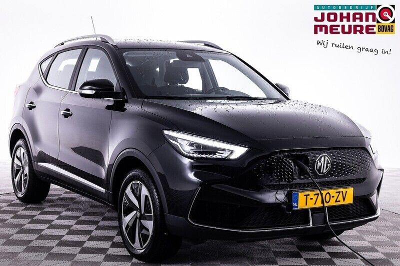 Zwart Gebruikt 2023 MG ZS Comfort Sedan | € 20.900 (Eerlijke prijs) - Afbeelding 1/4