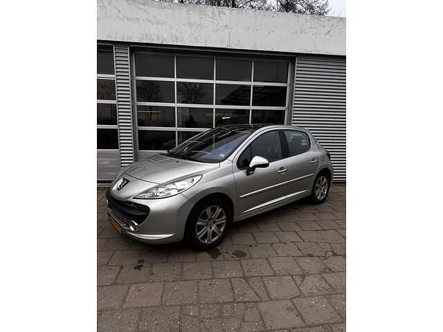 Grijs Occasion 2007 Peugeot 207 Hatchback | € 999 (Goede deal) - Afbeelding 1/4