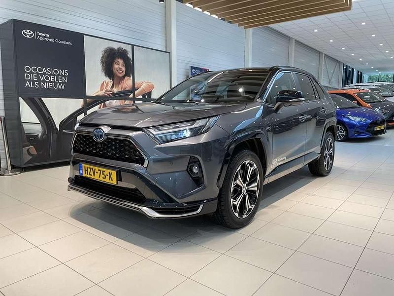 Grijs Gebruikt 2025 Toyota RAV4 Hybrid Edition SUV | € 55.950 (Iets duurder) - Afbeelding 1/4
