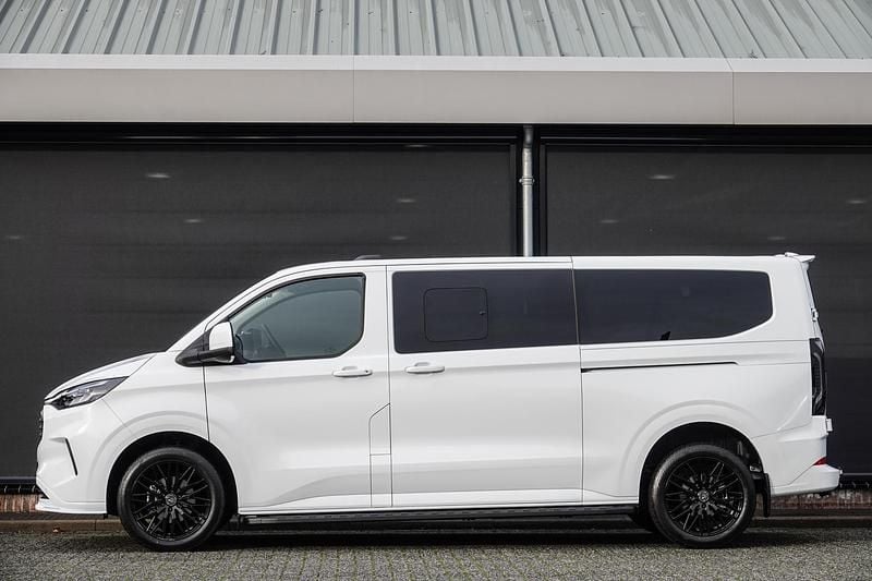 Occasion Ford Transit Custom Limited 170 PK (125 kW) 2024 Wit Stationwagen
