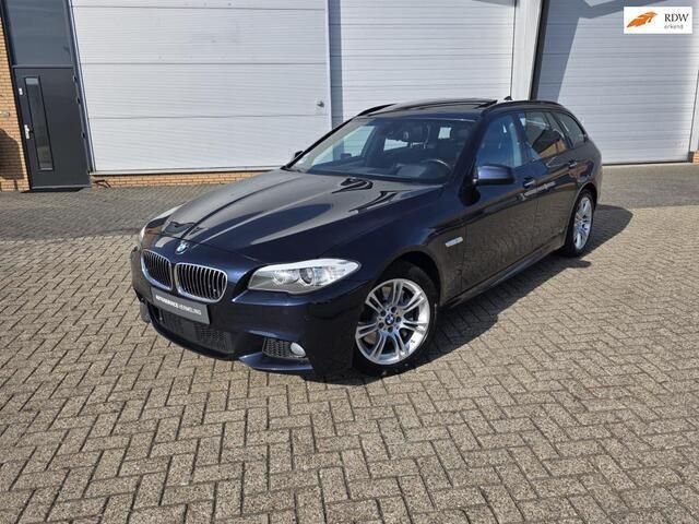 Blauw, metallic lak Gebruikt 2012 BMW 535 Executive Stationwagen | € 14.950 (Eerlijke prijs) - Afbeelding 1/4