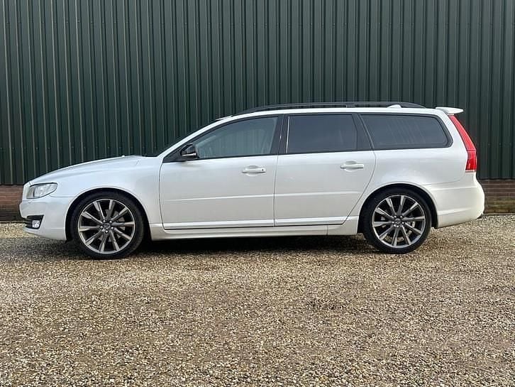 Occasion Volvo V70 245 PK (180 kW) 2015 Wit (metallic) Stationwagen