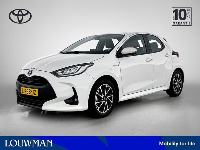 Occasion Toyota Yaris Hybrid 116 PK (85 kW) 2021 Wit Hatchback