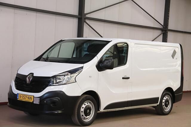Wit Occasion 2018 Renault Trafic MPV | € 13.900 (Super prijs) - Afbeelding 1/4