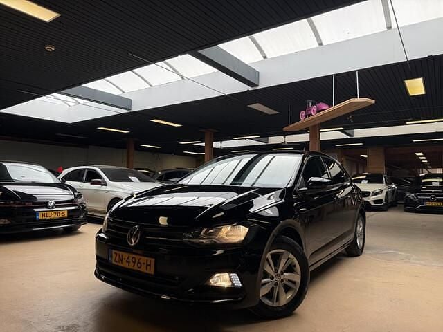 Zwart Gebruikt 2019 VW Polo Highline Hatchback | € 13.750 (Goede deal) - Afbeelding 1/4