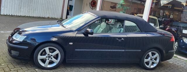 Occasion Saab 9-3 Cabriolet Vector 150 PK (110 kW) 2006 Zwart Cabriolet