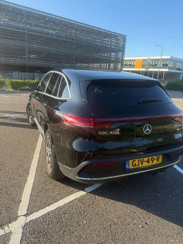 Zwart Gebruikt 2021 Mercedes EQC400 Premium SUV | € 31.000 - Afbeelding 1/4
