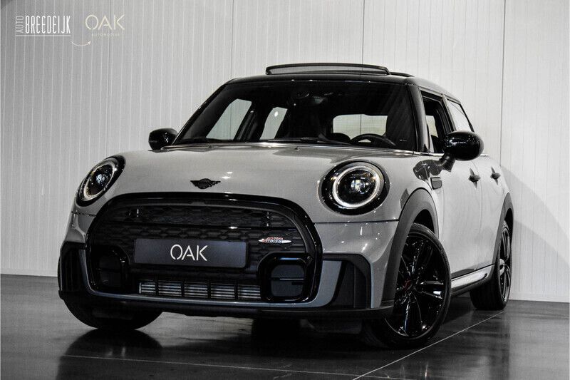 Grijs Gebruikt 2021 Mini Cooper Hatchback | € 29.900 - Afbeelding 1/3