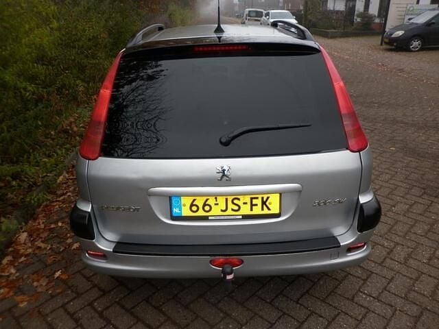 Occasion Peugeot 206 109 PK (80 kW) 2002 Grijs (metallic) Stationwagen