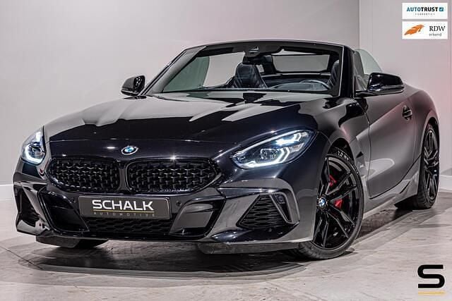 Zwart Occasion 2022 BMW Z4 Executive Cabriolet | € 59.950 (Goede deal) - Afbeelding 1/4