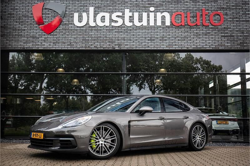 Grijs Gebruikt 2017 Porsche Panamera Hatchback | € 57.950 (Iets duurder) - Afbeelding 1/4