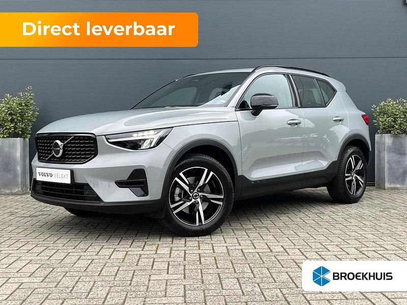 Grijs Occasion 2024 Volvo XC40 Plus SUV | € 44.900 (Iets duurder) - Afbeelding 1/4