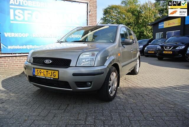 Grijs Gebruikt 2003 Ford Fusion Trend MPV | € 750 (Eerlijke prijs) - Afbeelding 1/4
