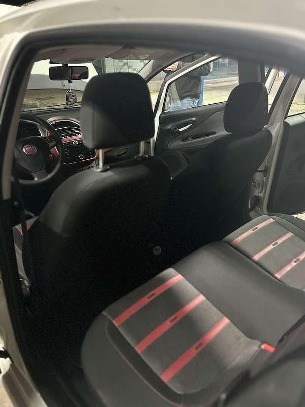 Occasion Fiat Punto Racing 84 PK (61 kW) 2011 Wit MPV