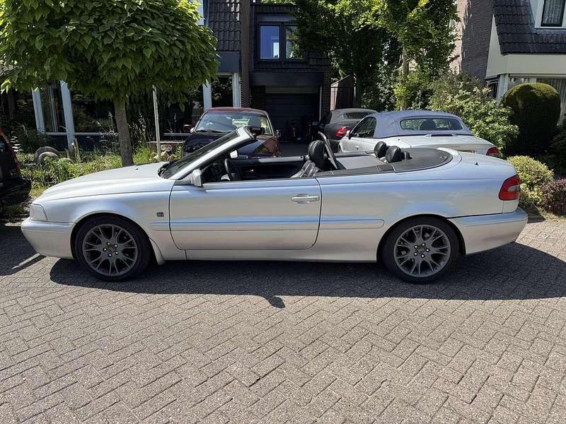 Grijs Gebruikt 2000 Volvo C70 Cabriolet | € 9.999 (Duur) - Afbeelding 1/4