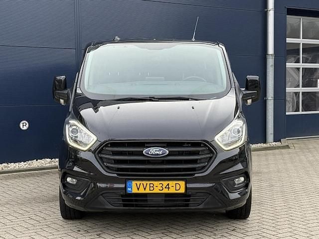 Occasion Ford Transit Custom Trend 2023 Zwart (metallic) Hatchback