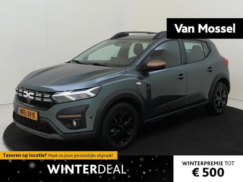 Groen Occasion 2025 Dacia Sandero Extreme Hatchback | € 23.935 (Eerlijke prijs) - Afbeelding 1/4