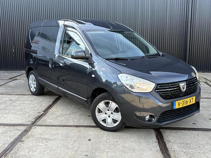 Occasion Dacia Dokker 90 PK (66 kW) 2019 Grijs MPV