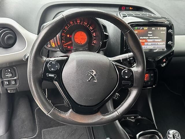 Occasion Peugeot 108 Allure 69 PK (50 kW) 2018 Wit Hatchback