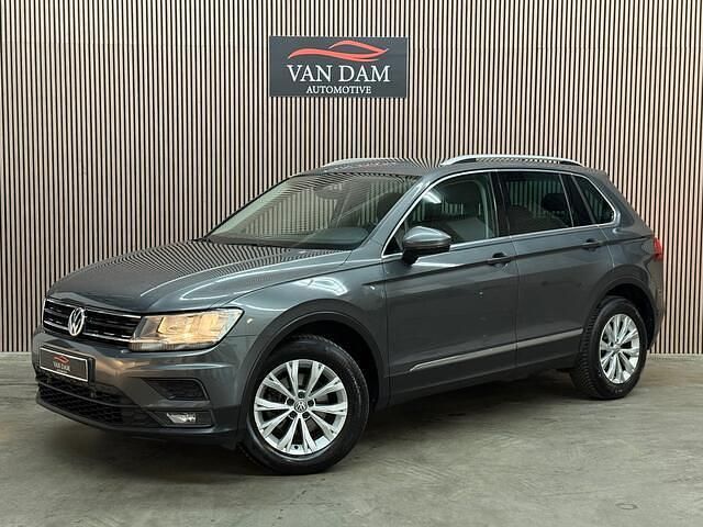 Grijs Gebruikt 2018 VW Tiguan Highline SUV | € 19.900 (Super prijs) - Afbeelding 1/4