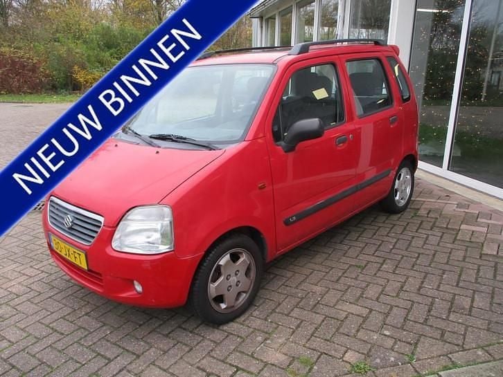 Rood Gebruikt 2002 Suzuki Wagon R+ MPV | € 1.460 (Eerlijke prijs) - Afbeelding 1/4