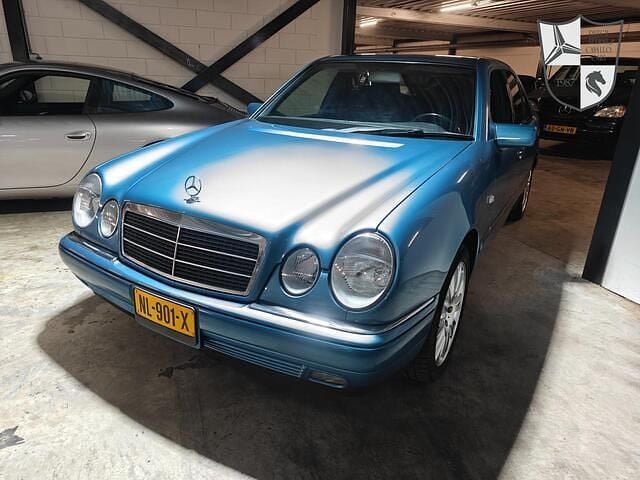 Occasion Mercedes E320 Avantgarde 223 PK (164 kW) 1998 Blauw Sedan