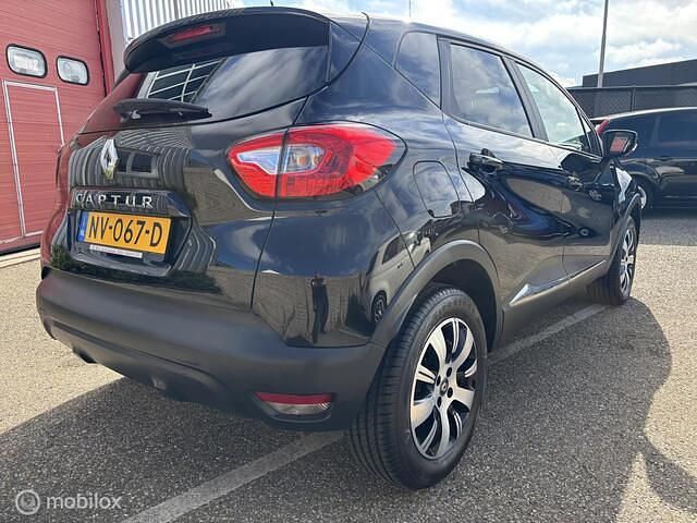 Occasion Renault Captur LIMITED 90 PK (66 kW) 2017 Zwart SUV