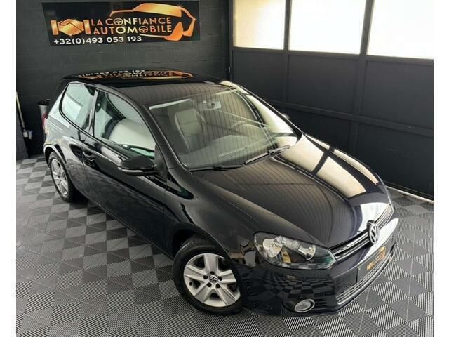Zwart Gebruikt 2010 VW Golf VI Sedan | € 8.490 (Eerlijke prijs) - Afbeelding 1/4