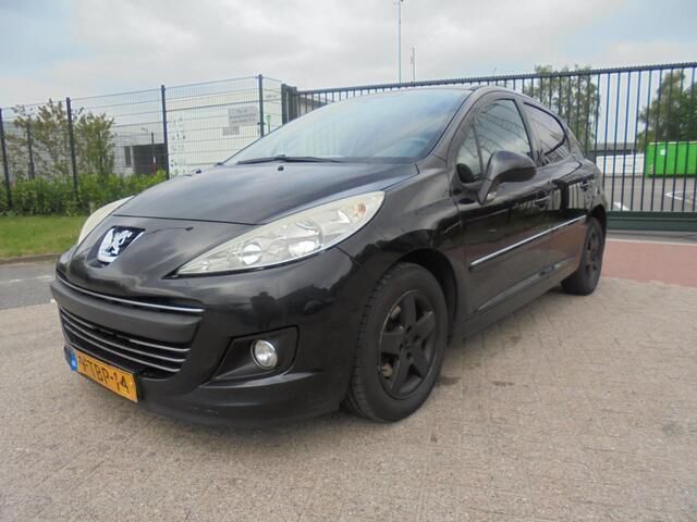Zwart Gebruikt 2010 Peugeot 207 Hatchback | € 1.950 (Eerlijke prijs) - Afbeelding 1/4