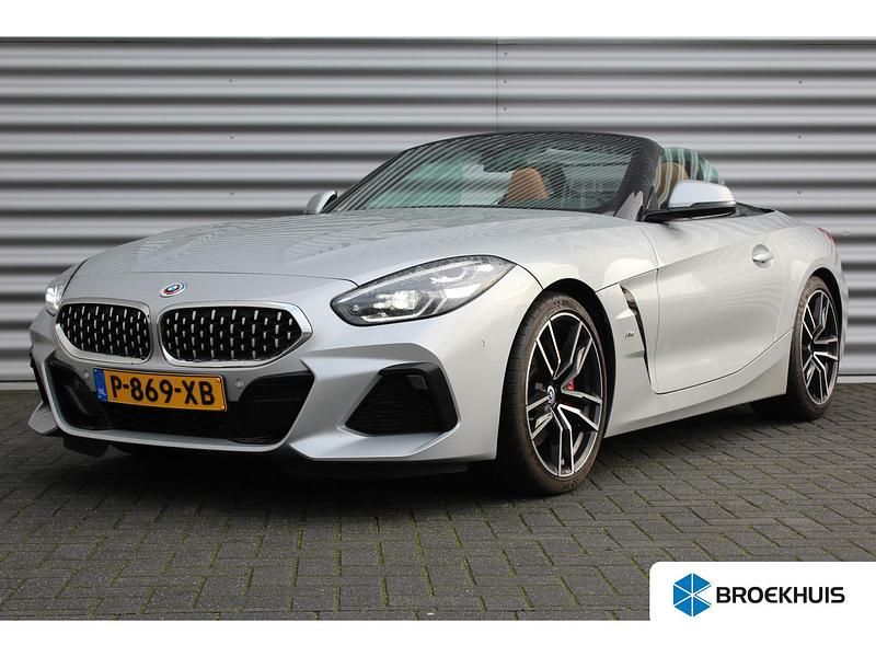 Grijs Gebruikt 2022 BMW Z4 M Sport Cabriolet | € 49.395 - Afbeelding 1/1