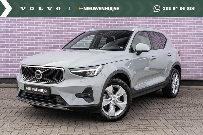 Grijs Gebruikt 2023 Volvo XC40 Core SUV | € 40.399 (Goede deal) - Afbeelding 1/4
