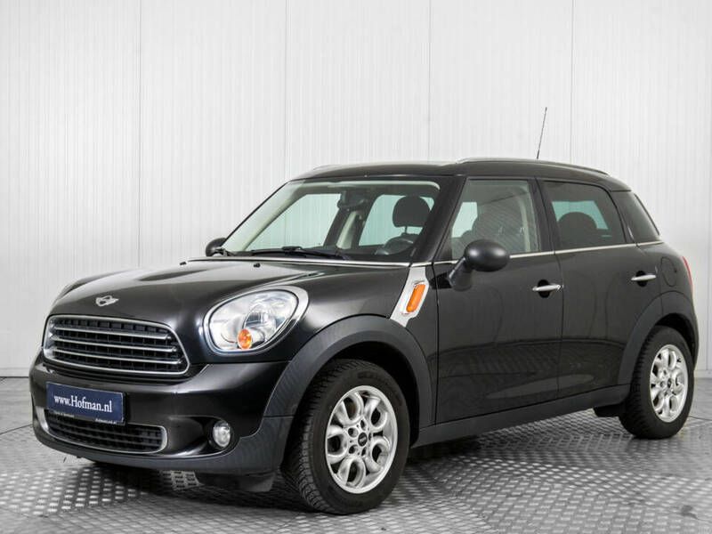 Zwart Gebruikt 2011 Mini One Countryman SUV | € 9.900 - Afbeelding 1/4