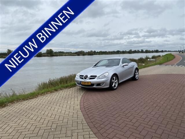Grijs Gebruikt 2005 Mercedes SLK200 Cabriolet | € 10.999 (Eerlijke prijs) - Afbeelding 1/4