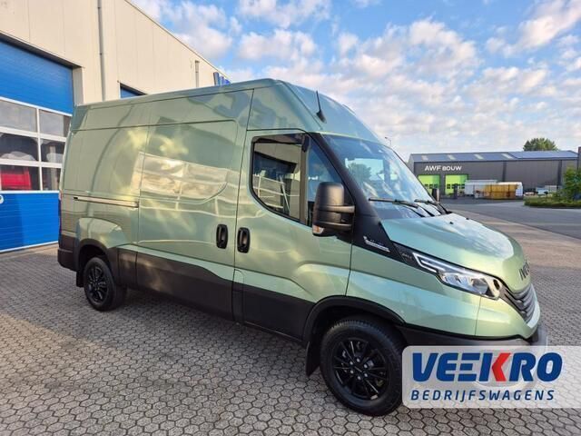 Groen Gebruikt 2024 Iveco Daily Van | € 48.850 - Afbeelding 1/4