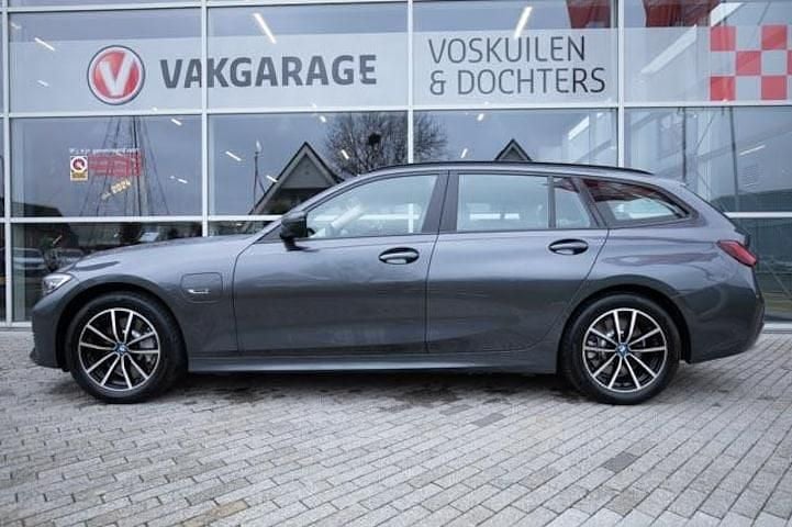 Occasion BMW 330e 294 PK (216 kW) 2021 Grijs Stationwagen
