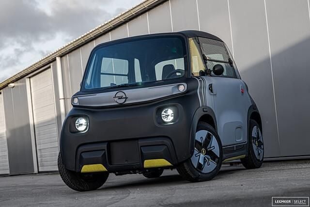 Nieuw Opel Corsa-e Rocks 132 kW (180 PK) 2025 Grijs Hatchback