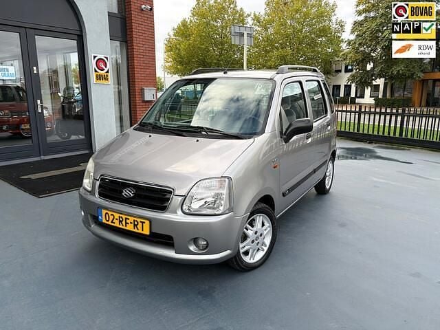 Grijs Gebruikt 2005 Suzuki Wagon R Hatchback | € 6.399 - Afbeelding 1/4