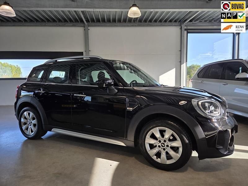 Zwart Gebruikt 2021 Mini One Countryman Business SUV | € 22.945 (Iets duurder) - Afbeelding 1/4