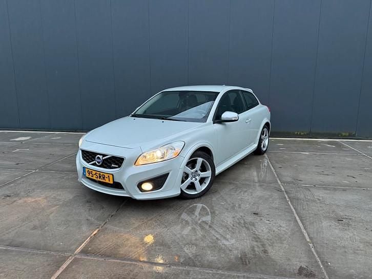 Gebruikt 2011 Volvo C30 R-Design Hatchback | € 2.650 (Iets duurder) - Afbeelding 1/4