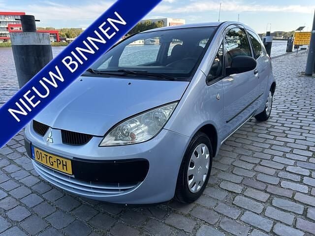 Blauw Gebruikt 2006 Mitsubishi Colt Hatchback | € 2.450 (Eerlijke prijs) - Afbeelding 1/4