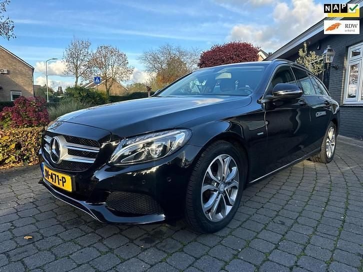 Gebruikt 2016 Mercedes 350 Edition Stationwagen | € 9.950 - Afbeelding 1/4