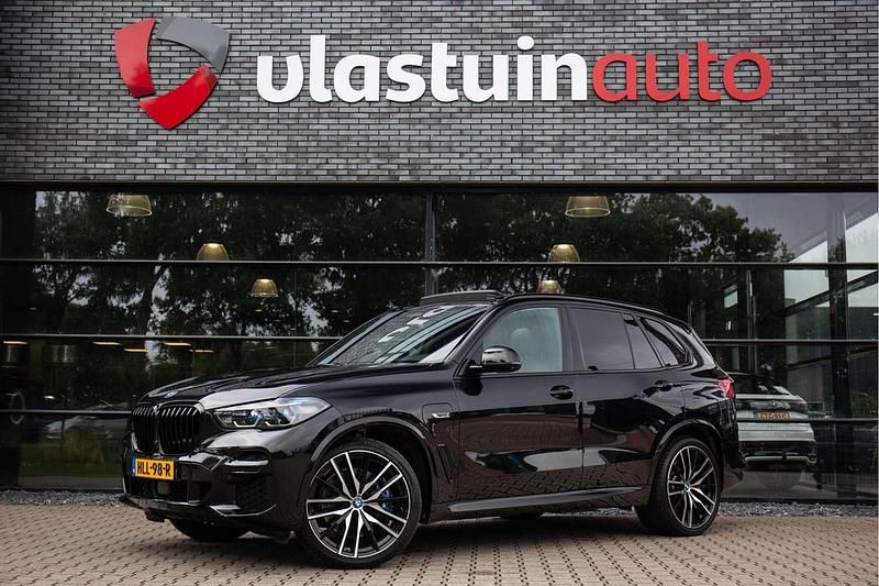 Zwart Gebruikt 2023 BMW X5 Executive SUV | € 74.950 - Afbeelding 1/4