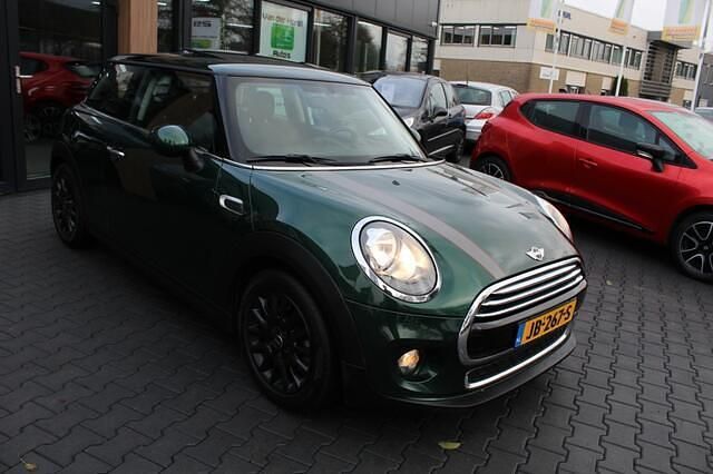 Occasion Mini Cooper Business 136 PK (100 kW) 2016 Groen Hatchback