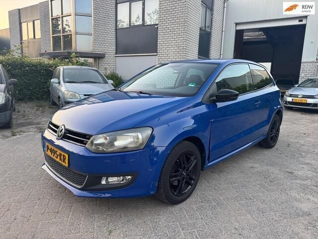 Blauw Gebruikt 2011 VW Polo Hatchback | € 2.950 (Super prijs) - Afbeelding 1/4